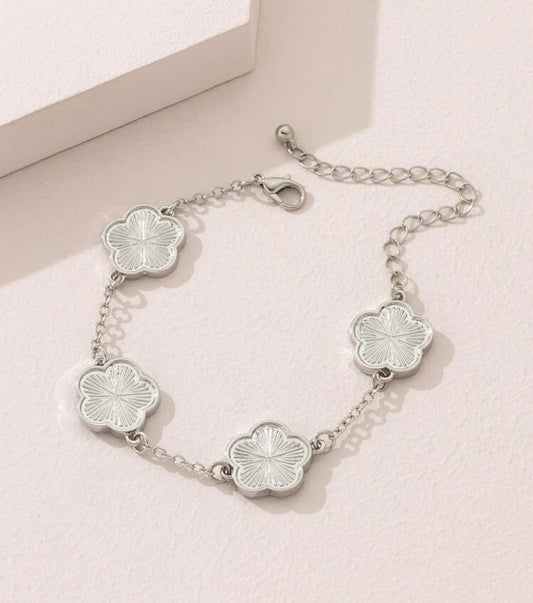 Silver flower bracelet